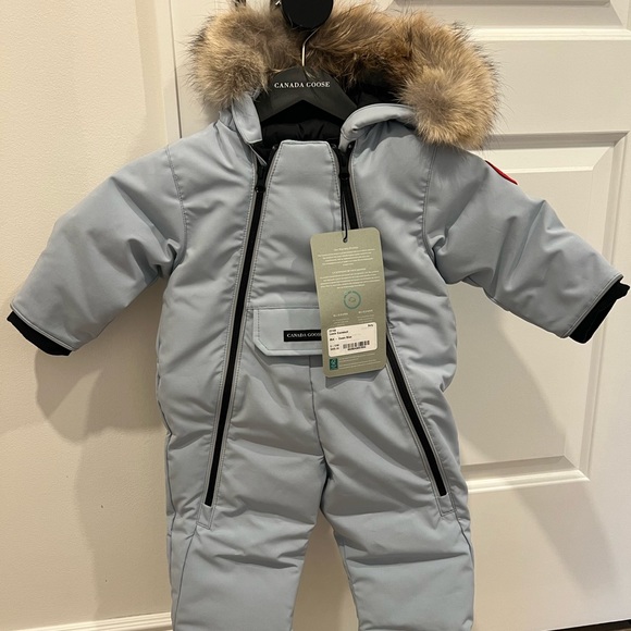 Canada Goose NEW with TAGS baby snow suite- Fur hood. Baby blue - Picture 2 of 8